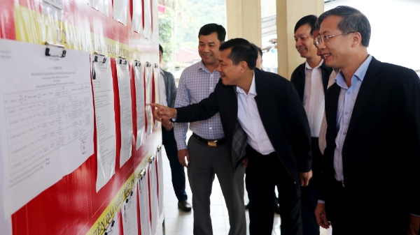 Từ miền biên viễn đến phố thị, rộn ràng chuẩn bị cho