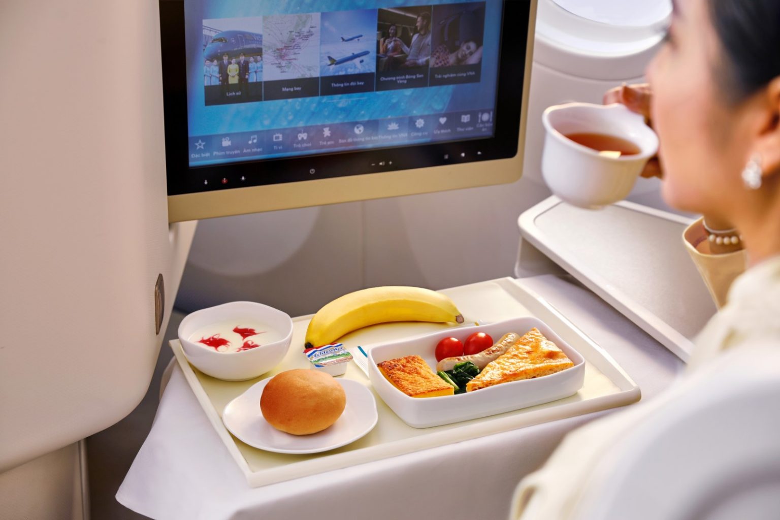 Ẩm thực trên không được đầu tư từ thực đơn đến cách trình bày. Ảnh: Vietnam Airlines.