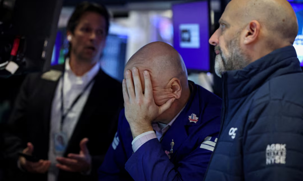 Chứng khoán Mỹ giằng co dữ dội giữa xung đột ở Trung Đông, giá dầu thu hẹp mức tăng