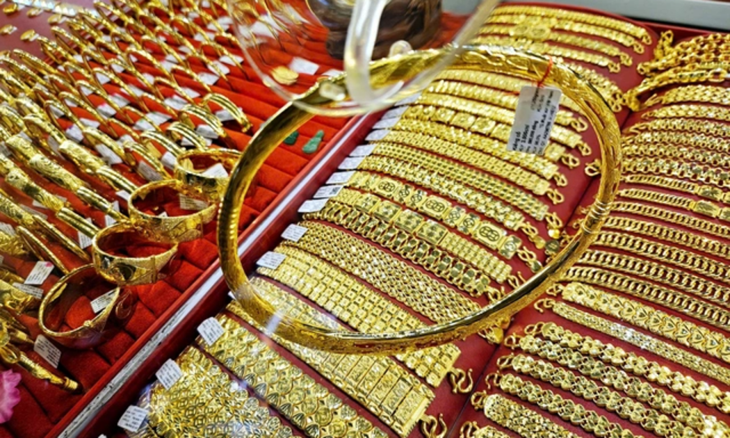 Giá vàng miếng SJC sụt tới 8 triệu đồng mỗi lượng trong 2 phiên đầu tuần