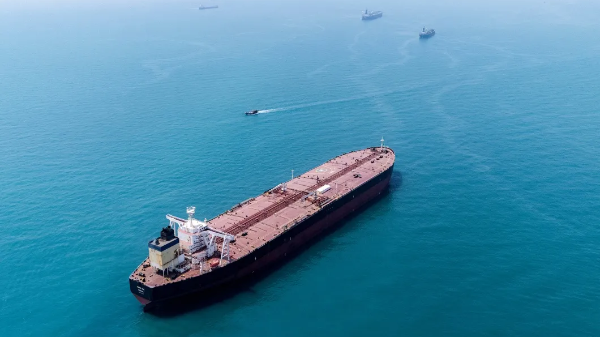 Giá cước tàu chở dầu đạt mức cao nhất mọi thời đại