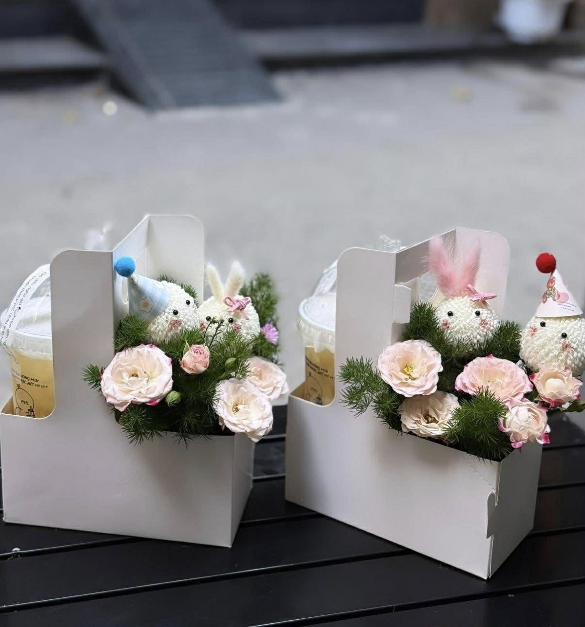 Set quà hoa và đồ uống đang nổi lên như lựa chọn vừa tiết kiệm chi phí vừa mang lại giá trị sử dụng cao.