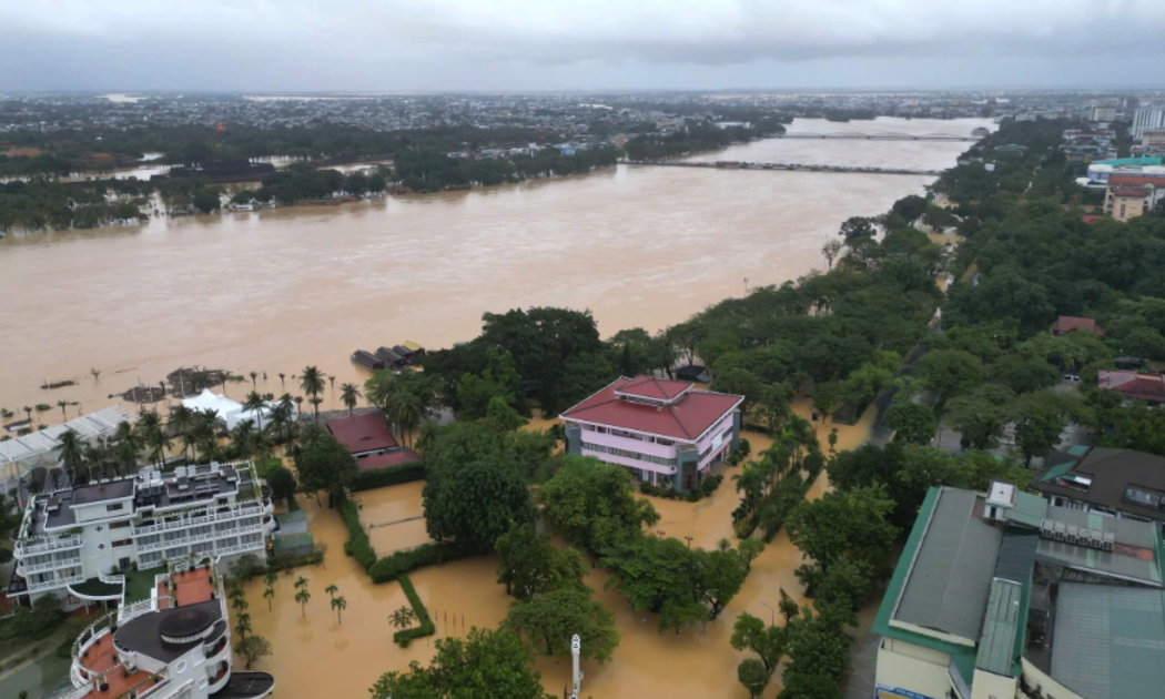 Huế xây dựng các giải pháp phòng chống sạt lở, ngập lụt và quản lý tài nguyên nước 