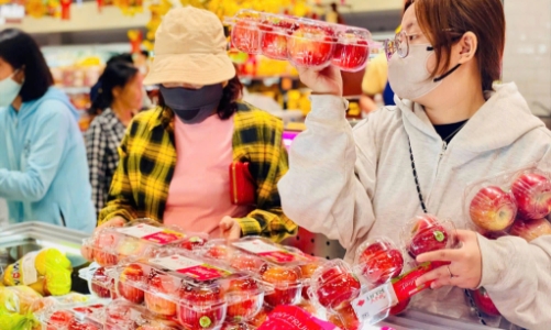 Thị trường quà tặng phái đẹp ngập tràn những sản phẩm thiết thực