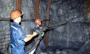 TKV đặt mục tiêu sản xuất 3,4 triệu tấn than trong tháng 3/2026