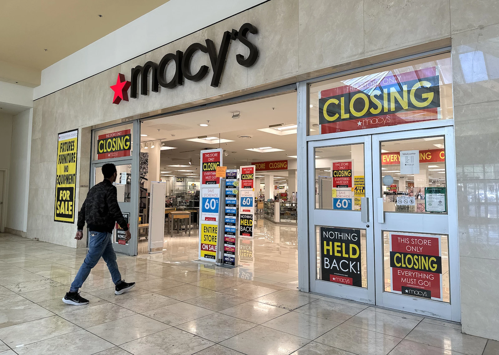 Chuỗi Macy's tiếp tục chương trình đóng cửa hàng truyền thống nhằm tập trung nguồn lực vào thương mại điện tử.
