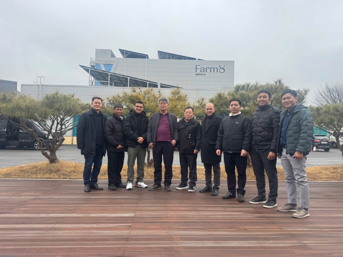 Đoàn công tác của Antesco làm việc với đối tác tại Hàn Quốc nhằm trao đổi cơ hội hợp tác trong lĩnh vực nông nghiệp công nghệ cao.&nbsp;Ảnh:&nbsp;Antesco.