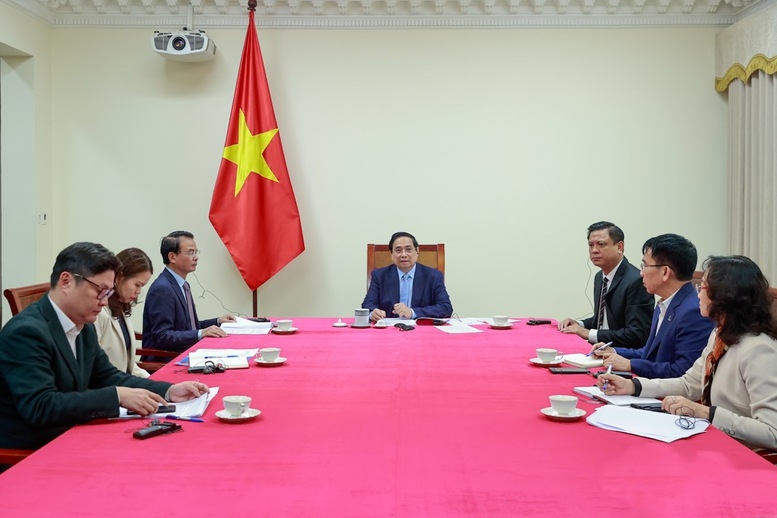 Thủ tướng Chính phủ Phạm Minh Chính điện đàm với Thủ tướng Nhà nước Kuwait Sheikh Ahmed Abdullah Al-Ahmad Al-Sabah - Ảnh: VGP