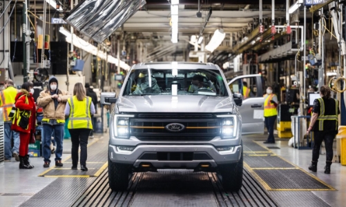 Phép thử cho “kinh đô ô tô Mỹ” nếu xung đột Iran kéo dài