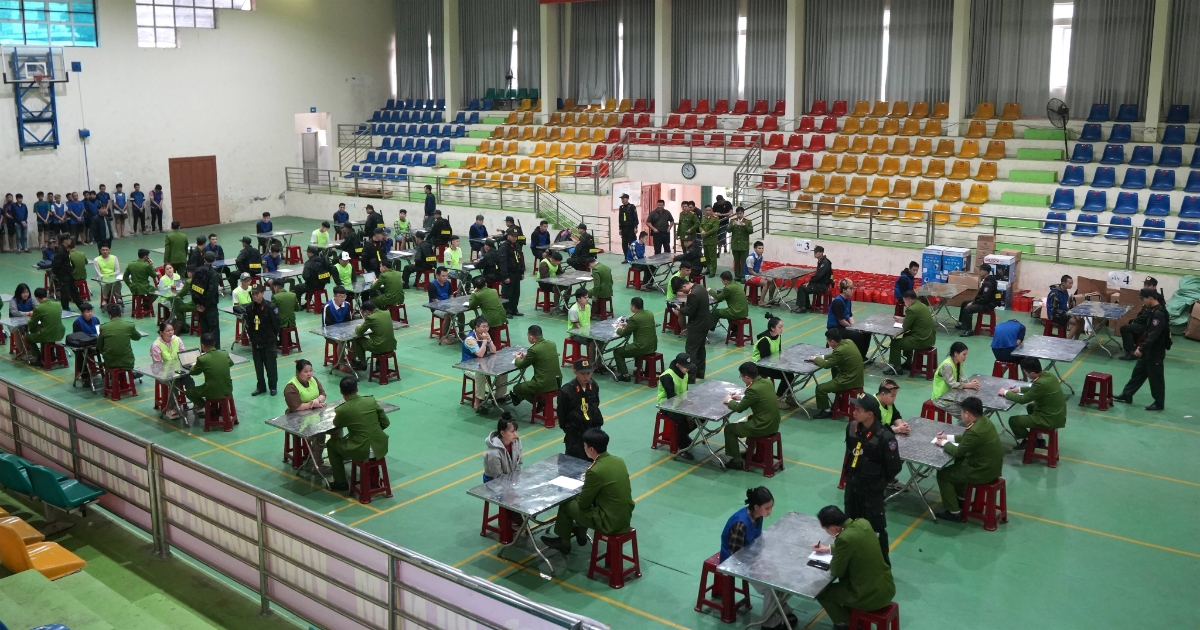 Các đối tượng liên quan tại Cơ quan Cảnh sát điều tra Công an tỉnh Cao Bằng.