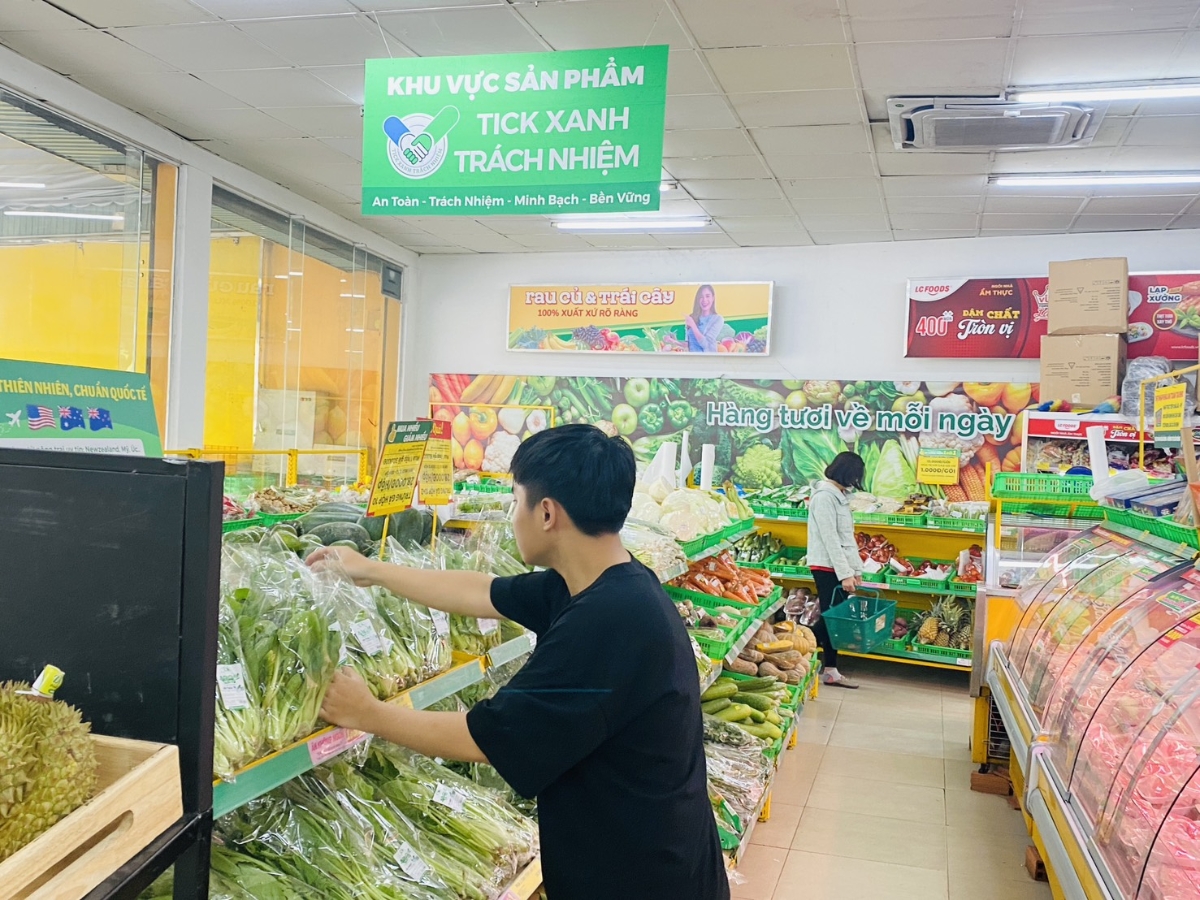 Khi đáp ứng được tiêu chuẩn của hệ thống bán lẻ hiện đại, sản phẩm cũng đồng thời nâng cao năng lực cạnh tranh.