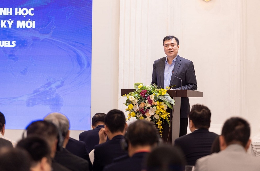 Thứ trưởng Bộ Công Thương Nguyễn Sinh Nhật Tân: 