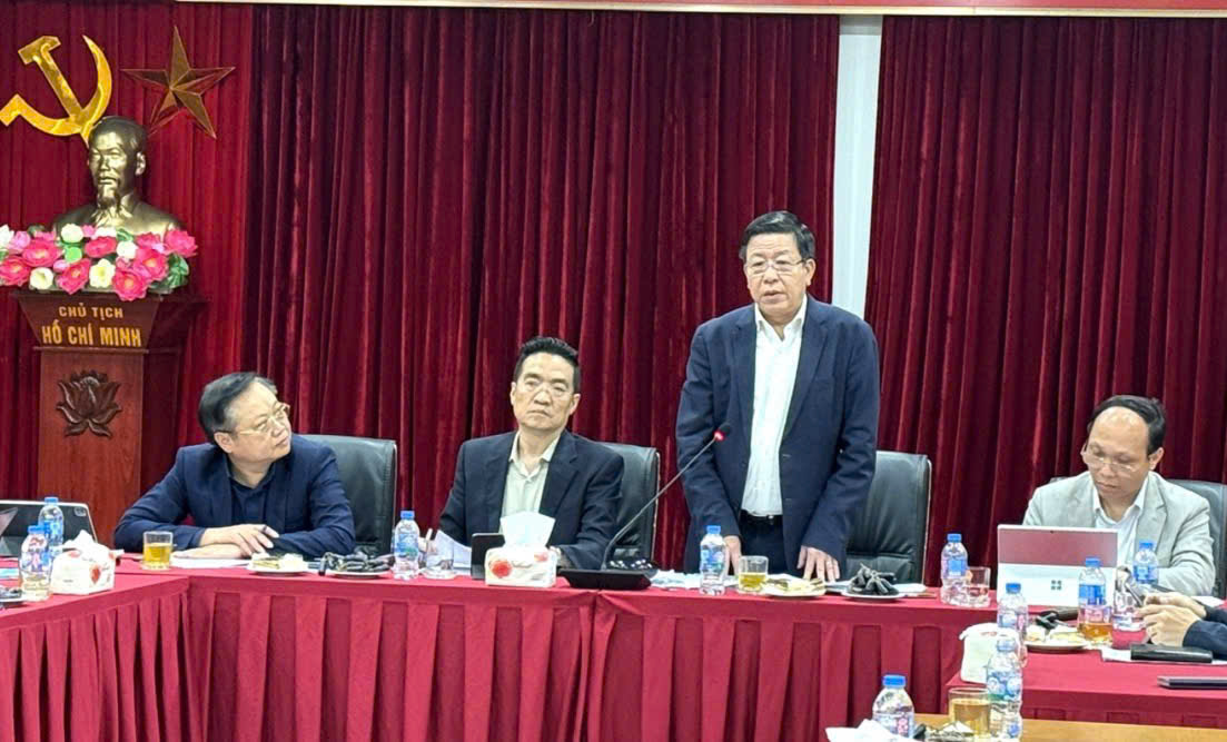 Phó Chủ tịch Thường trực UBND Thành phố Hà Nội Dương Đức Tuấn phát biểu. Ảnh: hanoi.gov