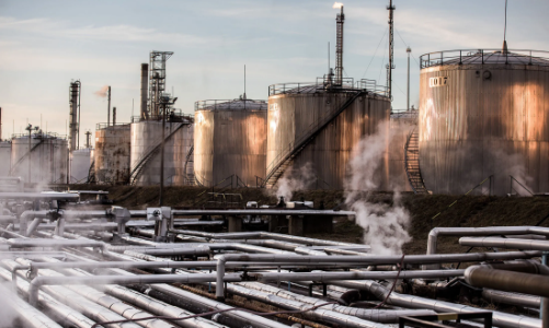 Trung Quốc có thể chống chọi cú sốc giá dầu tốt hơn các quốc gia khác