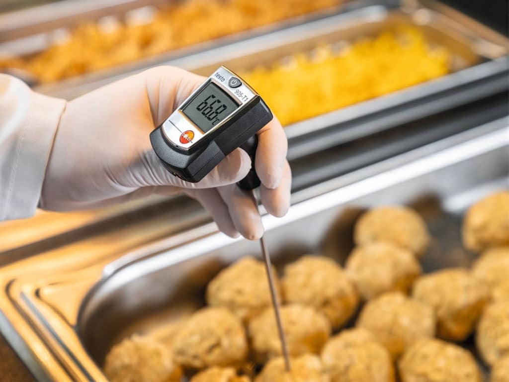 TP.HCM&nbsp;đang bắt đầu bước vào cao điểm các đợt nắng nóng.