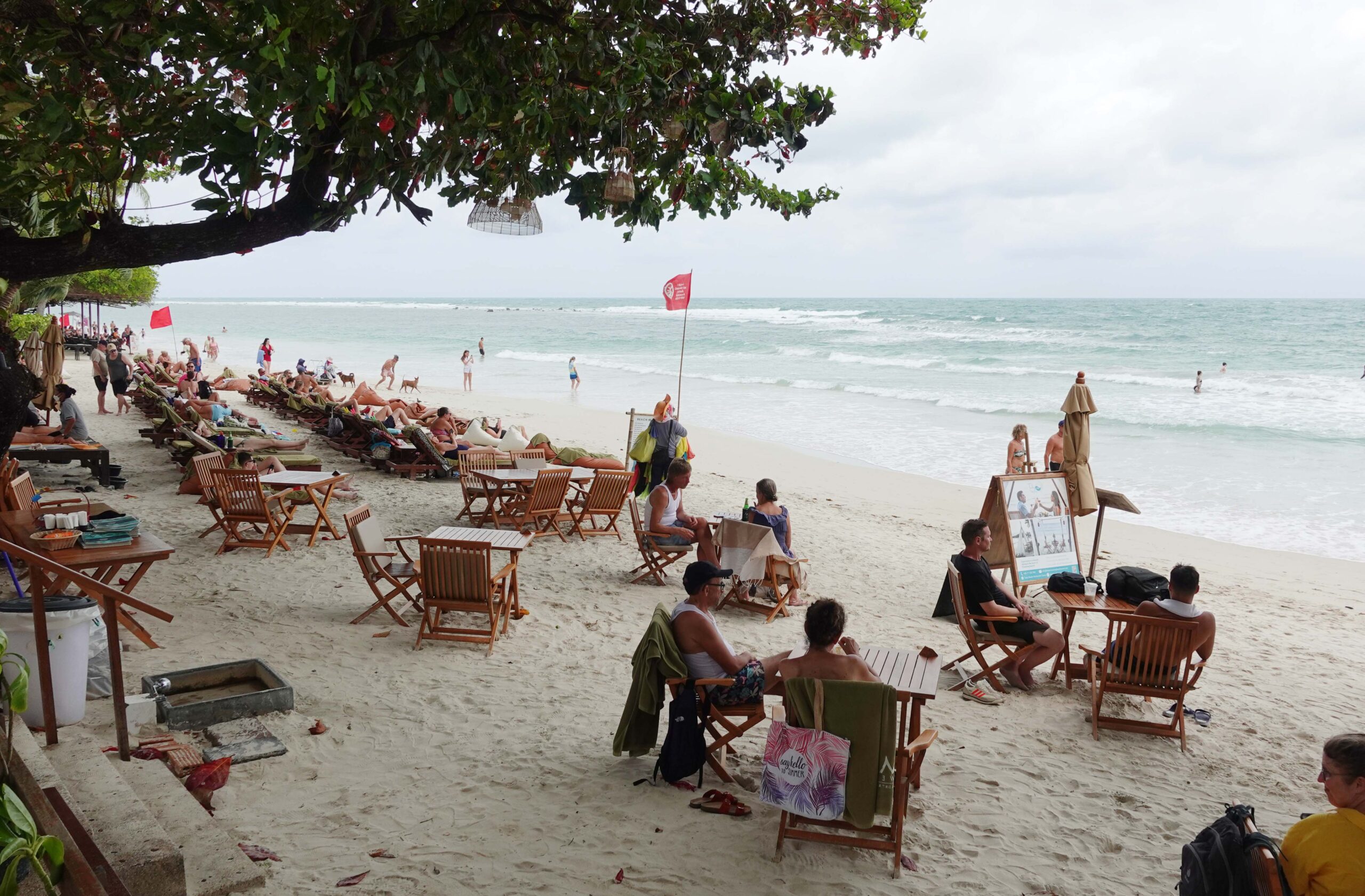 Thái Lan có thể mất hơn 40 tỉ baht doanh thu du lịch nếu việc đóng cửa không phận Trung Đông tiếp tục kéo dài.