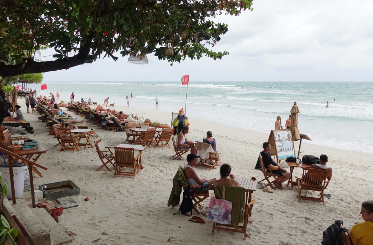 Thái Lan có thể mất hơn 40 tỉ baht doanh thu du lịch nếu việc đóng cửa không phận Trung Đông tiếp tục kéo dài.