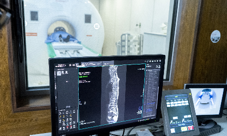 Hệ thống chụp MRI hiện đại bậc nhất hiện nay tại Bệnh viện Hữu Nghị (Hà Nội).