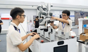 Quá trình hình thành một doanh nghiệp công nghệ thành công thực chất là một chuỗi phát triển dài và phức tạp. Ảnh minh họa