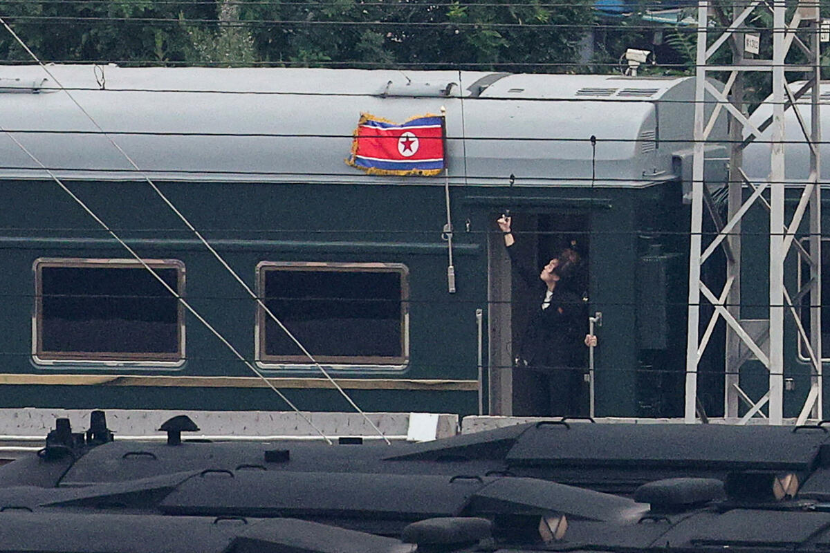 Năm 2020, Trung Quốc và Triều Tiên đã thực hiện các biện pháp kiểm soát biên giới nghiêm ngặt do Covid-19, dẫn đến việc tạm ngừng dịch vụ tàu hỏa giữa hai nước.