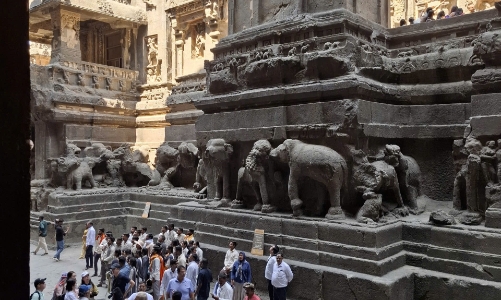 Maharashtra seeks to attract Vietnamese visitors through Buddhist heritage and UNESCO sites