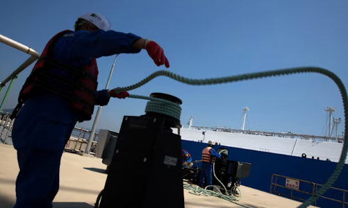 Châu Âu và châu Á tranh nhau mua LNG giữa khủng hoảng nguồn cung