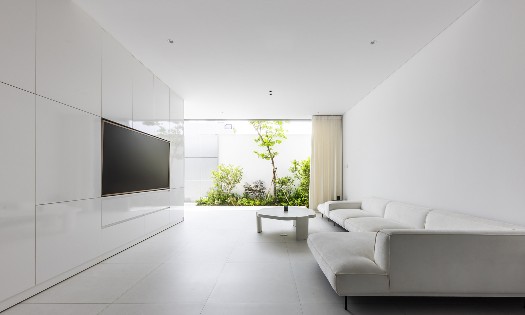 Ảnh trong bài: Hirouyki Oki, Hinzstudio