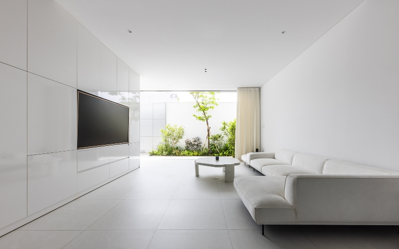Ảnh trong bài: Hirouyki Oki, Hinzstudio