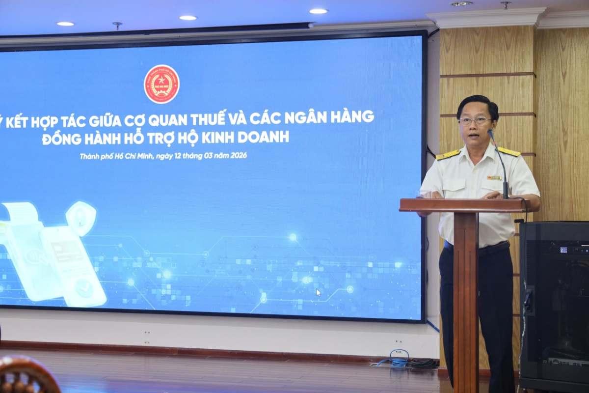 Đại diện lãnh đạo Thuế TP. HCM kỳ vọng sự hợp tác với OCB sẽ giúp ổn định hoạt động của cộng đồng hộ kinh doanh trên địa bàn. Ảnh: OCB.