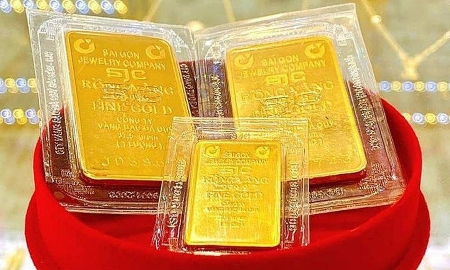 Giá mua, bán vàng miếng điều chỉnh 3 lần trong chưa đầy 2 tiếng