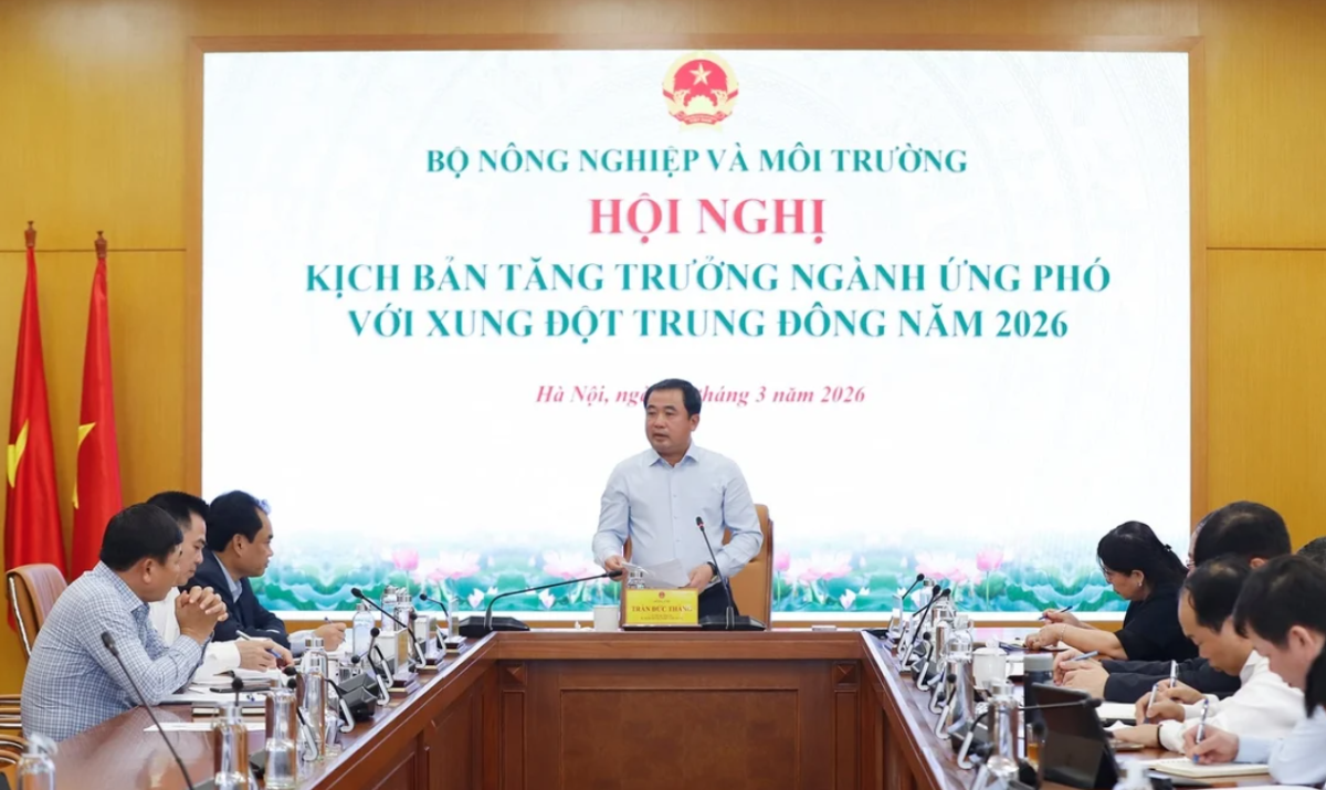 Bộ trưởng Trần Đức Thắng chủ trì cuộc họp. Ảnh: Chu Khôi.