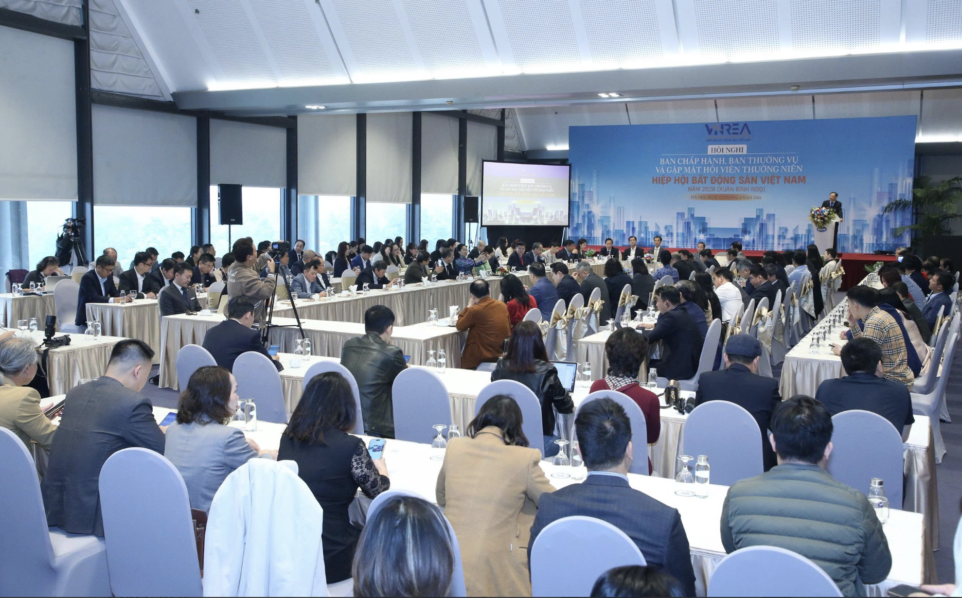 Toàn cảnh Hội nghị Ban Thường vụ - Ban Chấp hành Hiệp hội Bất động sản Việt Nam