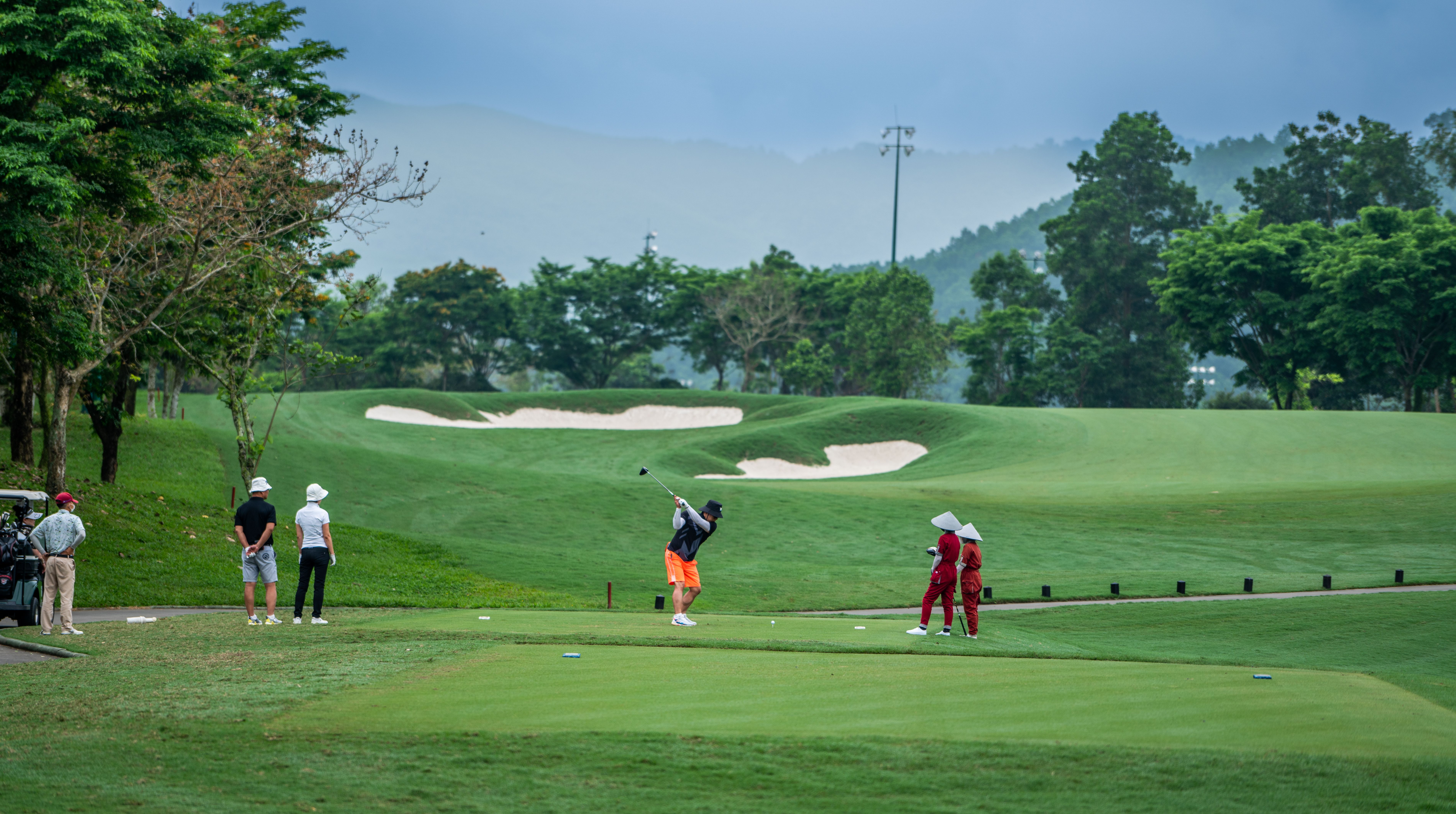 Ở cấp địa phương, một số Sở Du lịch đã bắt đầu đưa golf vào chiến lược phát triển dài hạn.