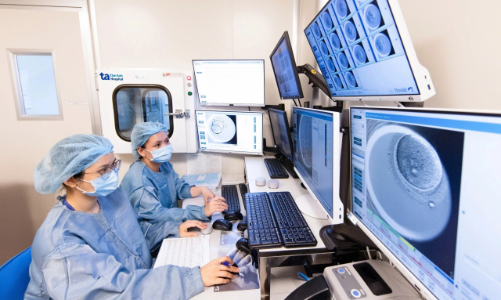 Người dân hưởng lợi từ chuyển đổi số trong ngành y tế