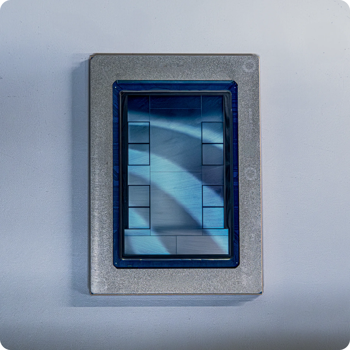 Cận cảnh chip MTIA 400 thế hệ tiếp theo của Meta. Nguồn: Meta.