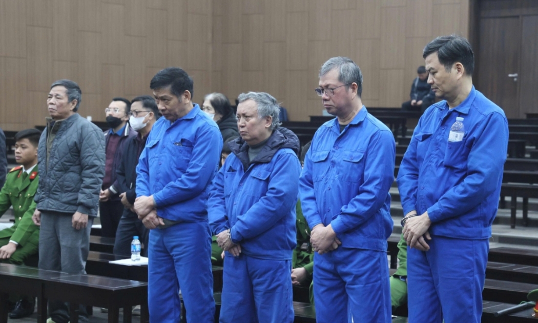 Các bị cáo tại phiên tòa sơ thẩm hồi tháng 2/2026.