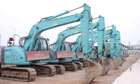 Hệ thống máy móc chuẩn bị thi công dự án