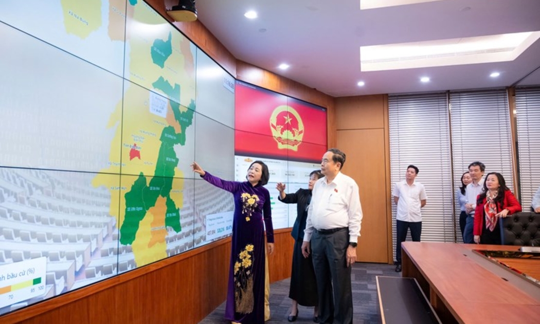 Chủ tịch Quốc hội: Kỳ bầu cử thể hiện rõ bước tiến trong chuyển đổi số