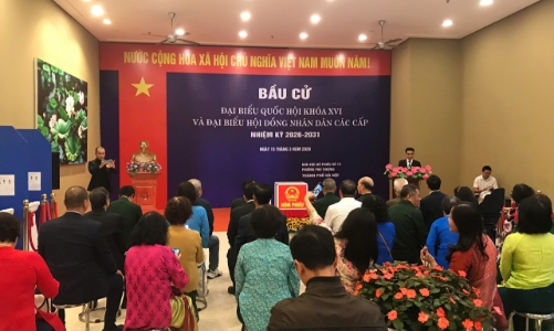 Bộ Nội vụ: Nhiều khu vực bỏ phiếu đạt tỷ lệ 100% cử tri đi bầu cử