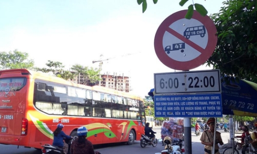 Hà Nội xử lý xe khách dừng đỗ chờ đến giờ vào khu vực hạn chế