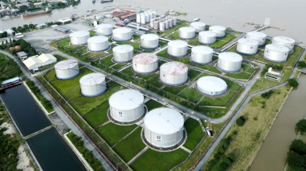 Sớm xây dựng phương án mới về dự trữ xăng dầu