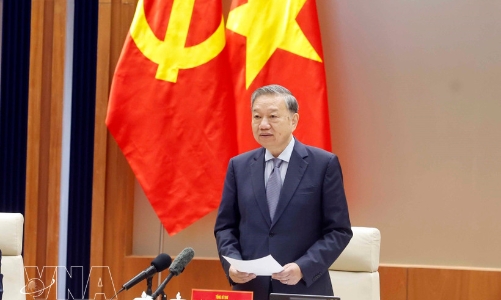 Hai Phong must become modern industrial, seaport hub: Party chief