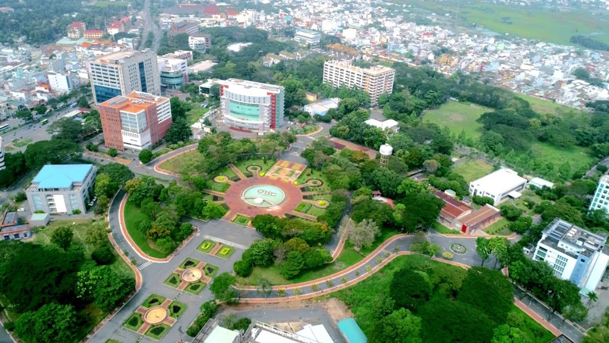 Công viên phần mềm Quang Trung là biểu tượng của công nghệ và đổi mới sáng tạo tại thành phố.