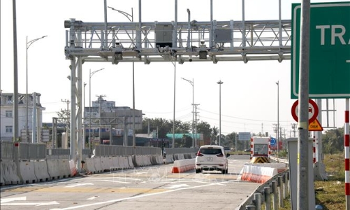 Lâm Đồng kiến nghị khắc phục ùn tắc tại trạm thu phí ETC cao tốc