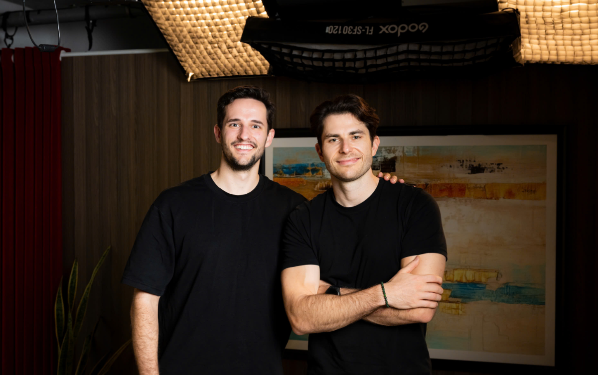 Kevin Junker, nhà sáng lập, CEO SmartSolar (bên trái) và Dominik Wingeier, CFO của SmartSolar