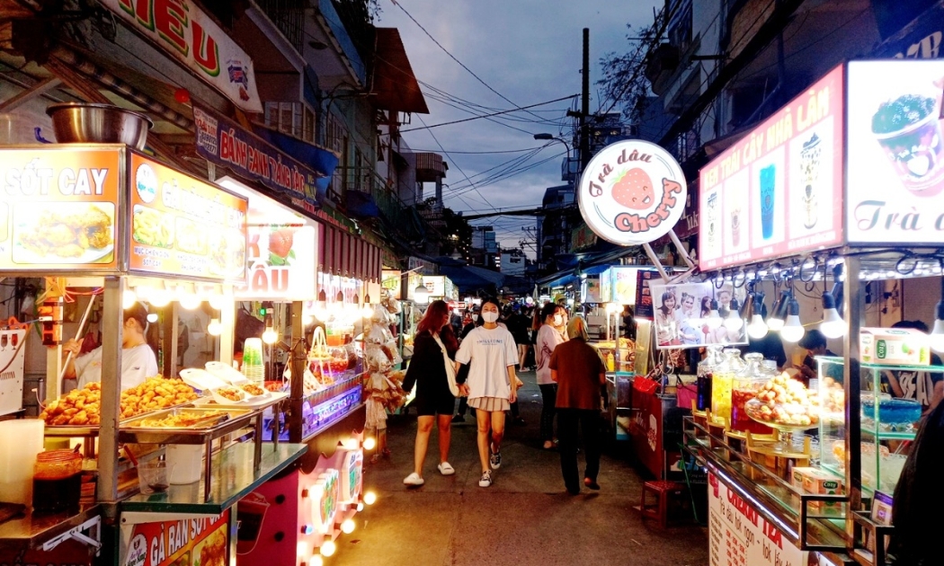 Cần coi kinh tế ban đêm là một cấu phần độc lập trong quy hoạch đô thị với cơ chế vận hành riêng. Ảnh: Tấn An