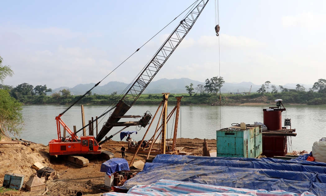 Nghệ An đốc thúc 18 dự án hạ tầng miền Tây