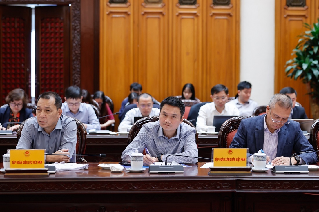 Đại diện các tập đoàn dự cuộc họp. Ảnh: VGP.