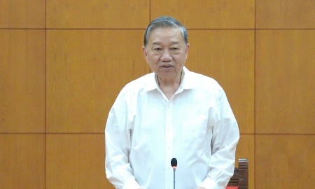 Tổng Bí thư Tô Lâm yêu cầu có chiến lược cụ thể nhằm tái cơ cấu nền kinh tế. Ảnh: VOV.