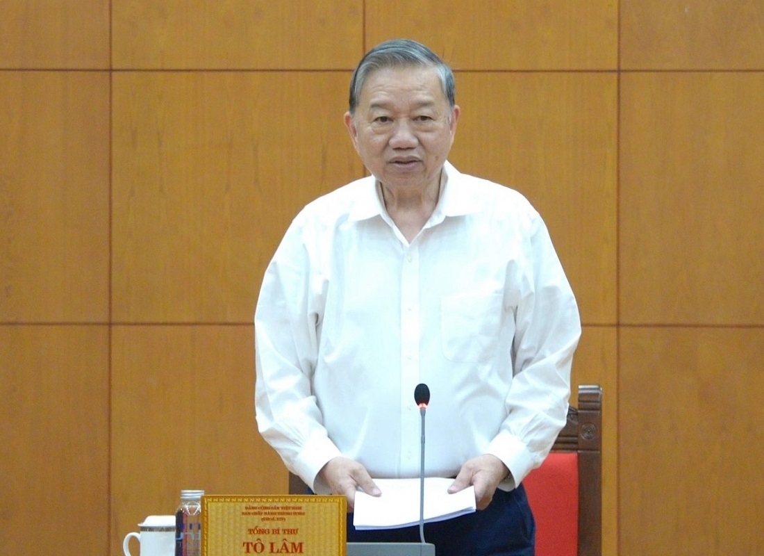 Tổng Bí thư Tô Lâm yêu cầu có chiến lược cụ thể nhằm tái cơ cấu nền kinh tế. Ảnh: VOV.